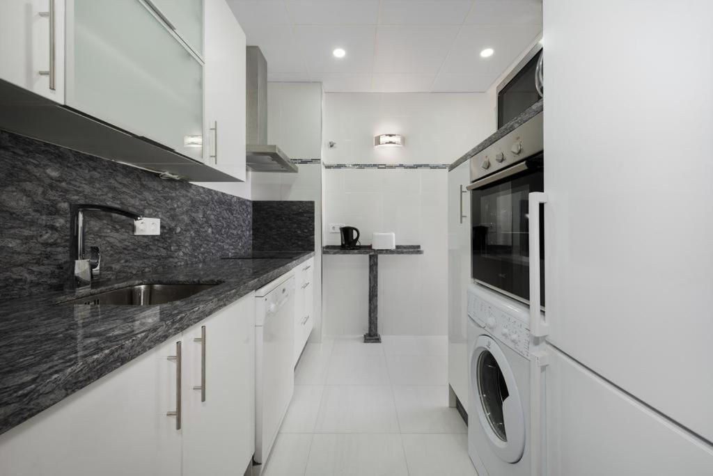 Apartamento En Puerto Marina B32 Benalmádena Eksteriør billede